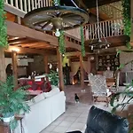 A L'oree Du Parc Bed & Breakfast Saint-Priest-des-Champs