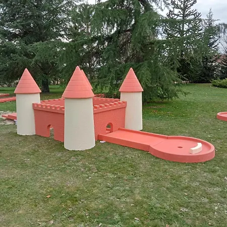 Nocleg ze śniadaniem A L'oree Du Parc Saint-Priest-des-Champs