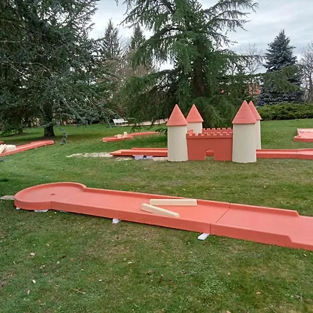 A L'oree Du Parc Bed and Breakfast