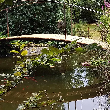 A L'oree Du Parc Bed and Breakfast 4*