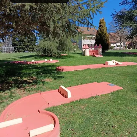 A L'oree Du Parc Saint-Priest-des-Champs