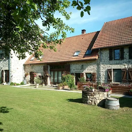 A L'orée Du Parc Saint-Priest-des-Champs