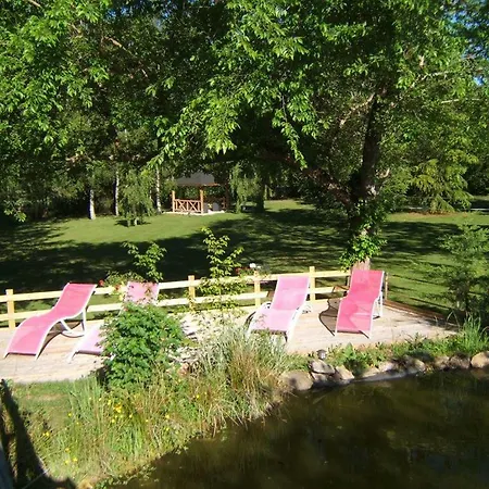 Bed and Breakfast A L'oree Du Parc Saint-Priest-des-Champs